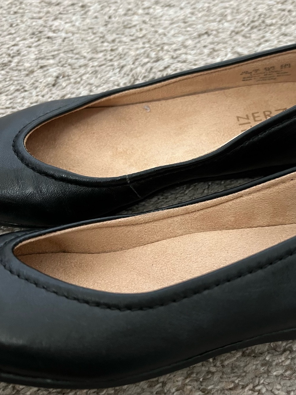 Naturalizer Vivienne Black Leather Rounded Toe Flats Size 6.5 - Picture 2 of 14